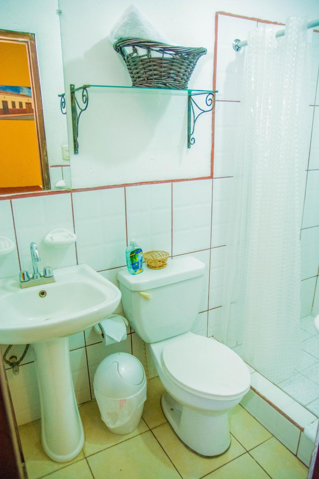 Hostal Fuente Castalia, B Y B León Eksteriør billede